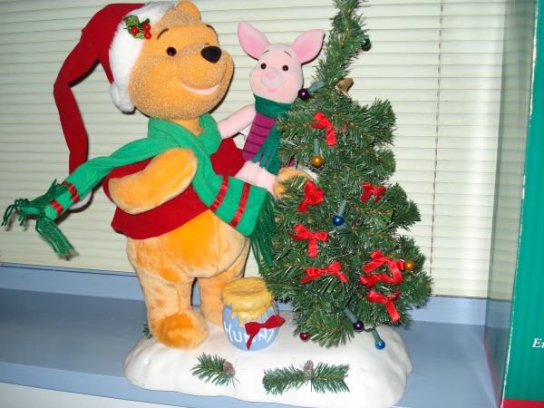 Pooh's Season of Song Pooh & Piglet